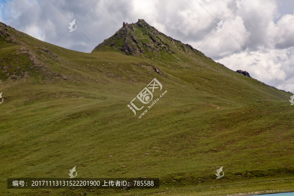 西藏神山