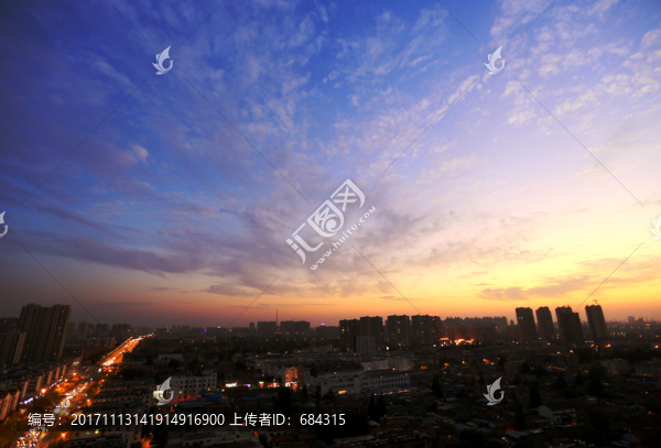 城市晨曦