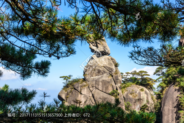 三清山東方神女