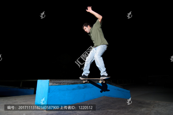 藍色