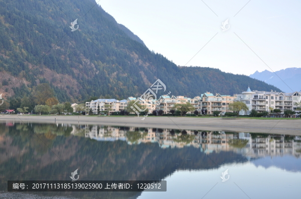 加拿大