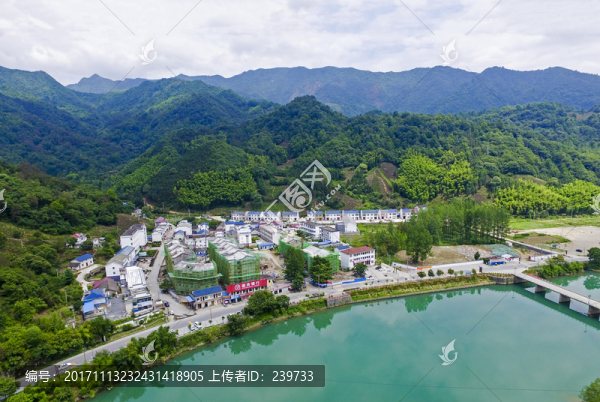 秋浦河畔