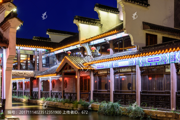 水街夜色