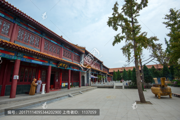 正定臨濟(jì)寺,三圣殿