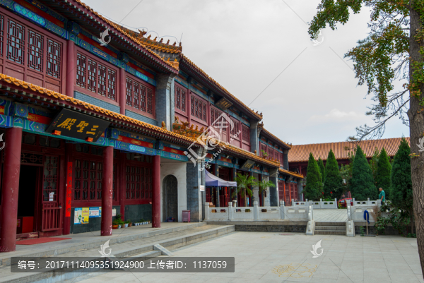 正定臨濟(jì)寺,三圣殿