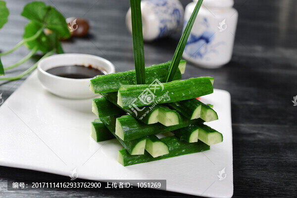 蘸醬小黃瓜