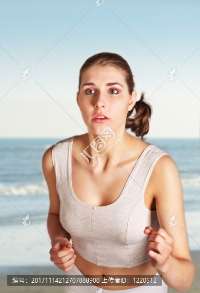 女人