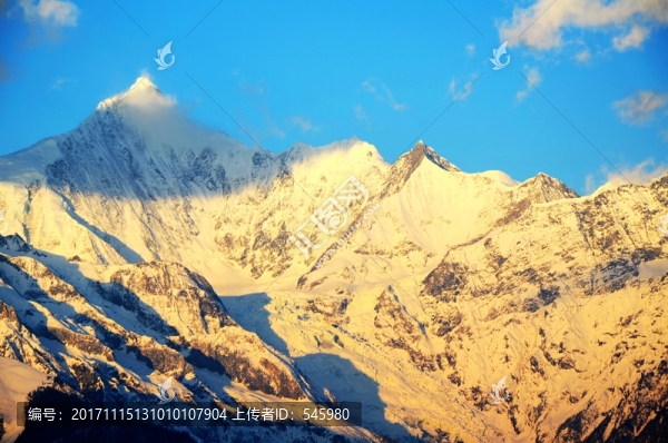 梅里雪山