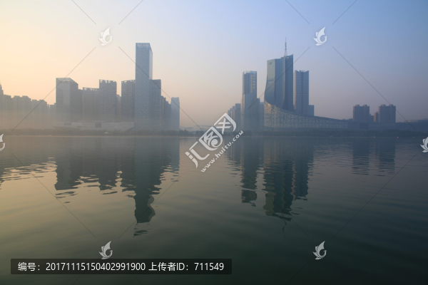 合肥天鵝湖晨曦