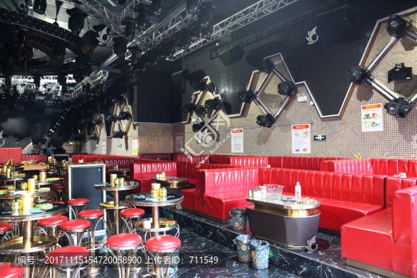 西塘酒吧,KTV
