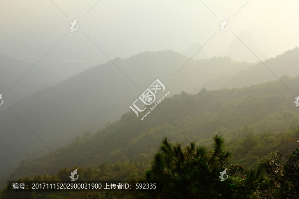 山峰