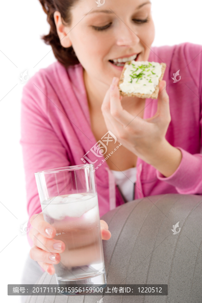 女人
