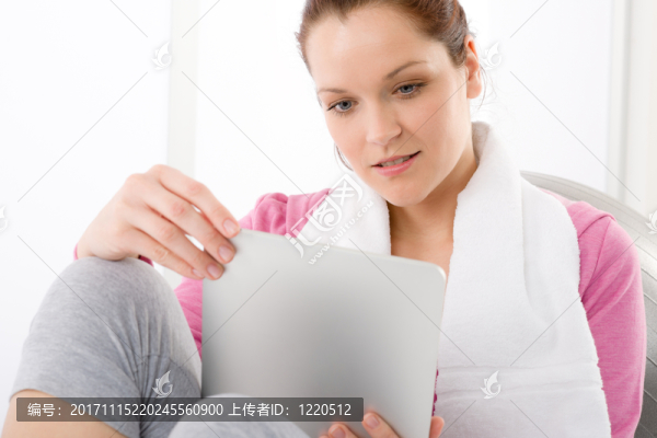 女人