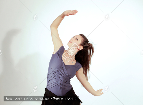 女人