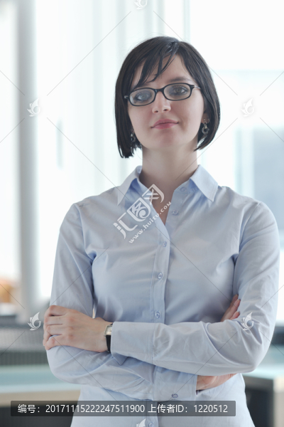 女人