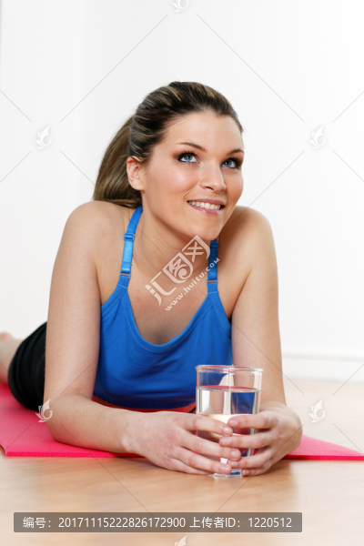 女人