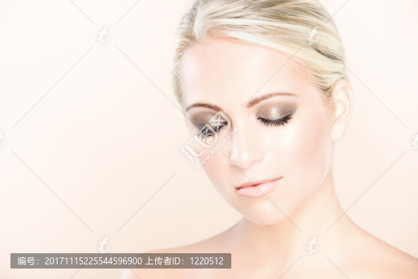 女人