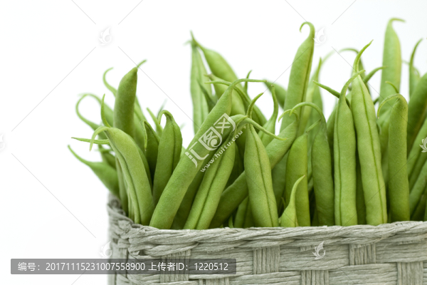 青豆和柳條筐