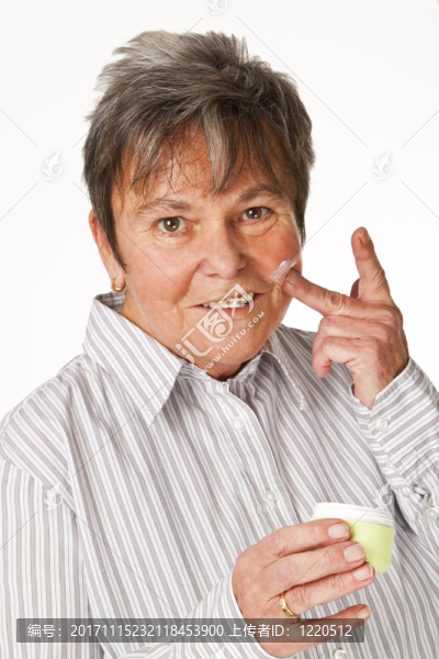 女人