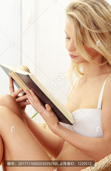 女人