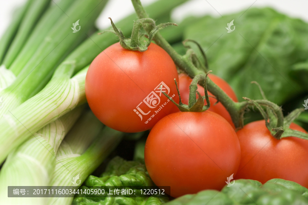西紅柿和韭菜菠菜