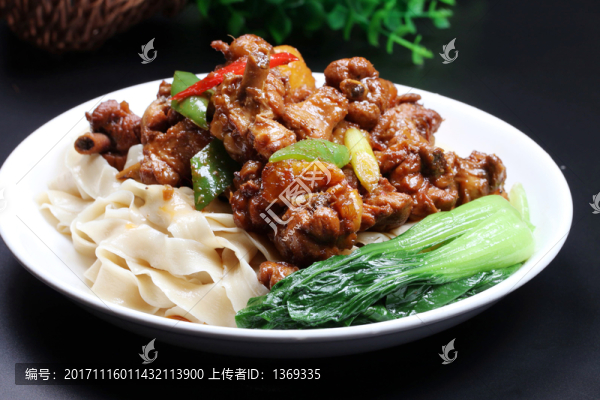 大盤(pán)雞拌面