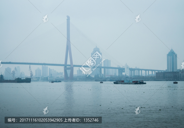 上海早晨