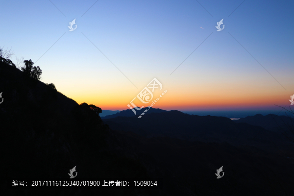 日出