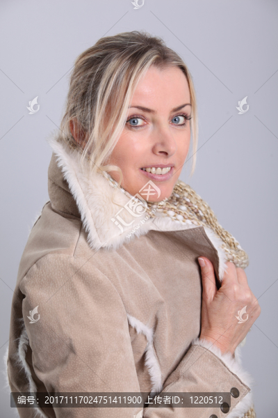 女人