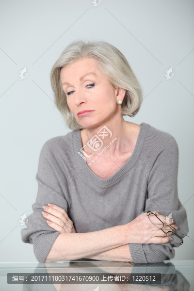 女人