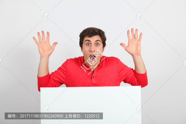 笑