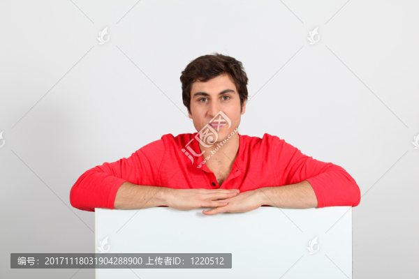 笑