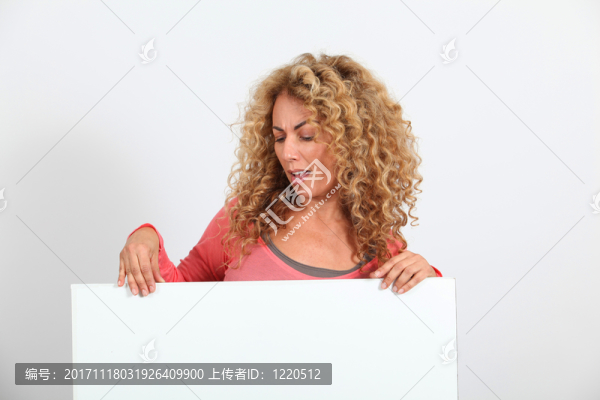 女人