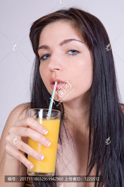 女人