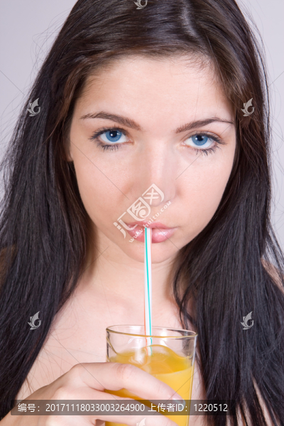 女人