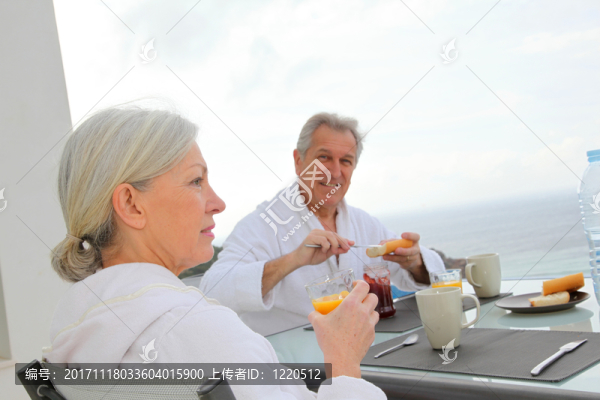 笑-匯圖網(wǎng) www.fosd68.com 笑