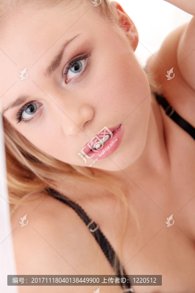 女人