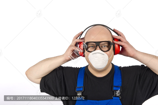 有面罩的建筑工人