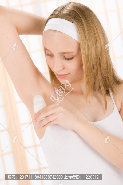 女人