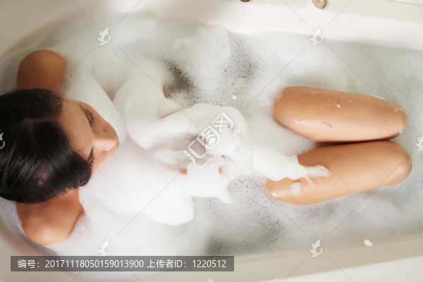 女人
