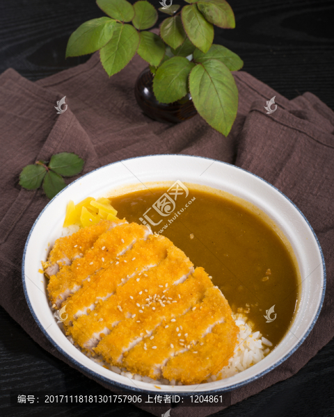 咖喱黃金豬排飯