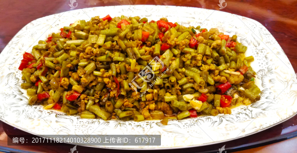 酸豆角炒肉末