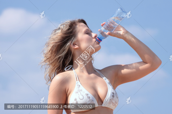 女人