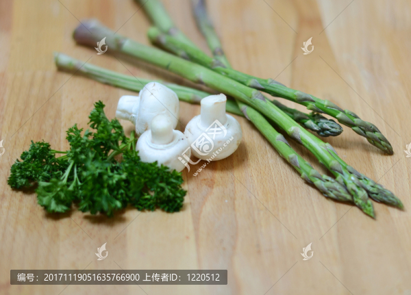 供應(yīng)帶蘆筍的gemüseeinopf