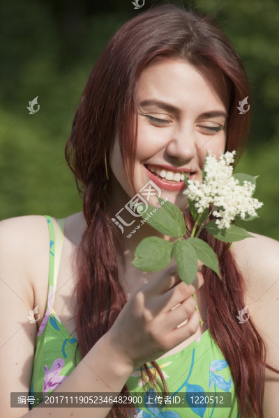 女人