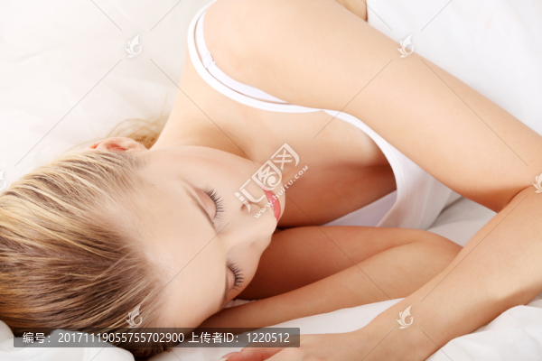 女人