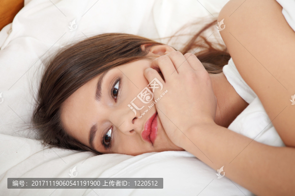 女人