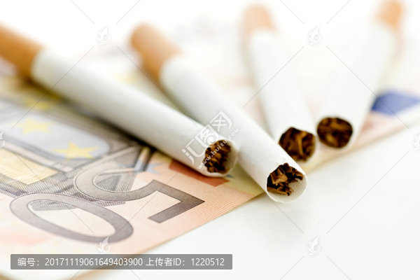 fünfig歐元票據(jù)上的香煙（沒(méi)有公關(guān)）