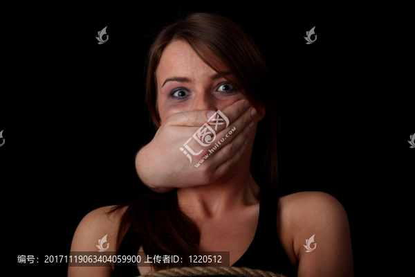 女人