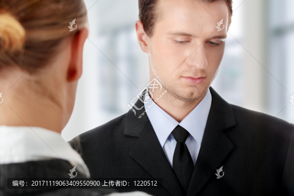 女人